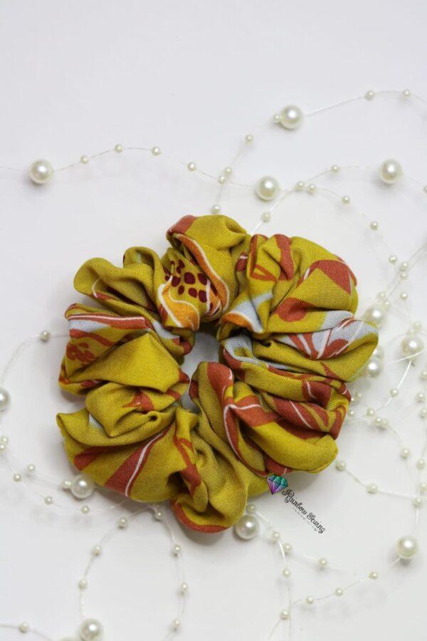 Scrunchie Sunny